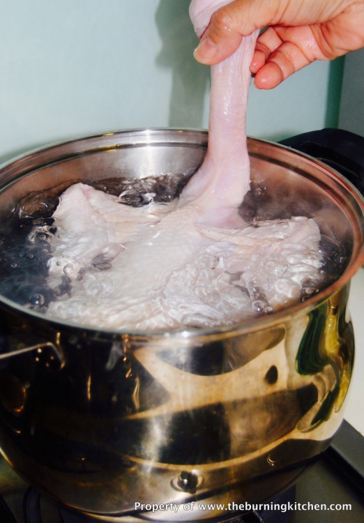 Bí quyết luộc gà, nấu xôi thơm mềm, đẹp mắt cúng Rằm tháng Bảy - 4