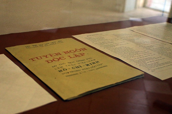 Thăm ngôi nhà Bác Hồ viết bản tuyên ngôn độc lập - 9