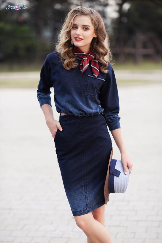 Đẹp quyến rũ với BST Chào Thu của Emspo - 9 Chất liệu Denim đặc biệt với độ co giãn cùng độ mềm nhẹ thoải mái. Sắc mài bạc tạo độ chuyển màu cùng thiết kế bo gấu trẻ trung.