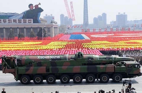 Vì sao ông Kim Jong-un không hề e sợ khi Mỹ rầm rộ điều quân đến - 10 Vì sao ông Kim Jong-un không hề e sợ khi Mỹ rầm rộ điều quân đến - 10