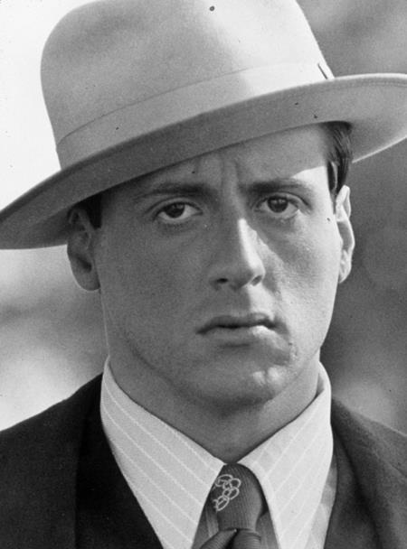 Những “cây đa, cây đề” của Hollywood, ngày ấy và bây giờ - 9 Sylvester Stallone luôn là ngôi sao lớn tại Hollywood…