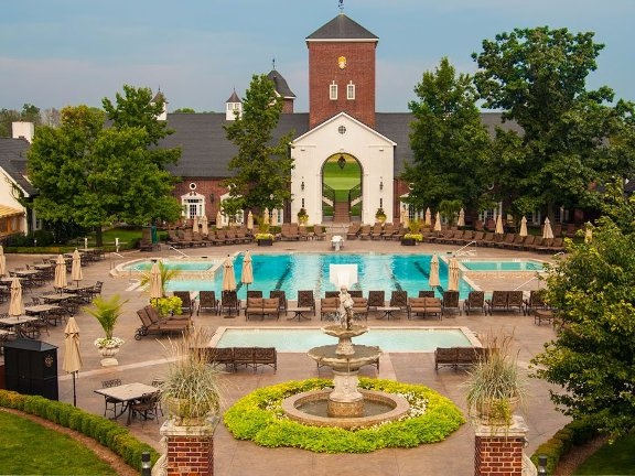 Khám phá sân golf yêu thích của tổng thống Donald Trump - 9 Khám phá sân golf yêu thích của tổng thống Donald Trump - 9