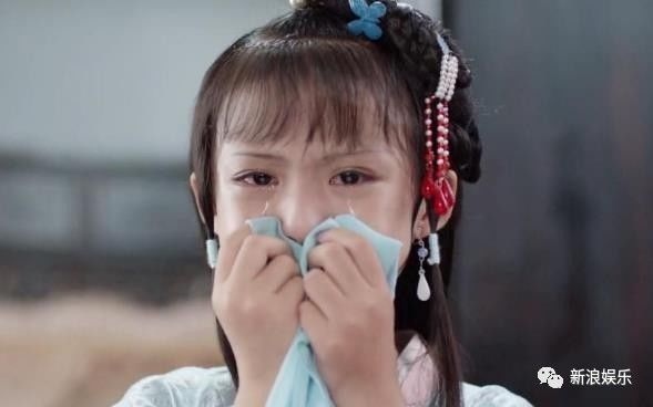 Ngỡ ngàng với diễn xuất của dàn sao nhí "Hồng lâu mộng" - 4 Ngỡ ngàng với diễn xuất của dàn sao nhí "Hồng lâu mộng" - 4