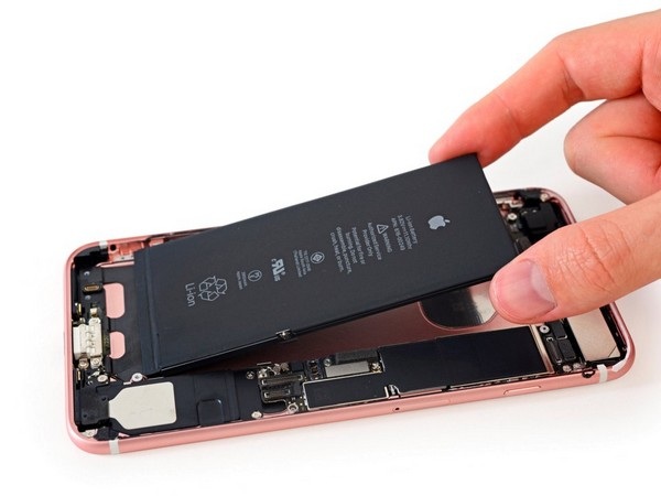 Những hiểu nhầm thường gặp về cách sử dụng pin trên smartphone - 1 Smartphone ngày nay đã có đủ thông minh để quản lý và khai thác pin tốt hơn nhằm kéo dài tuổi thọ của pin