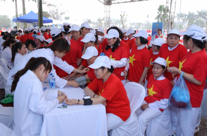 Vinamilk kiểm tra sức khỏe tổng quát cho người cao tuổi