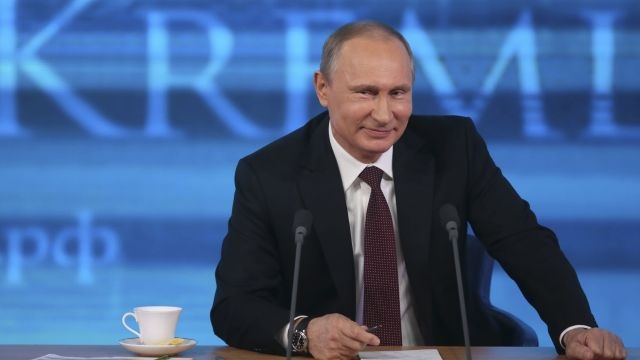 Ông Putin "đổ lỗi" cho Tổng thống Trump khiến tuyết rơi tháng 6 ở Moscow - 1
Tổng thống Nga Vladimir Putin. (Ảnh: AFP)
