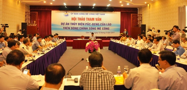 Các nhà khoa học kiến nghị hoãn xây dựng thủy điện Pắc-Beng - 1 Quang cảnh hội thảo tham vấn dự án thủy điện Pắc-Beng của Lào trên dòng chính sông Mê Kong diễn ra tại Cần Thơ ngày 12/5