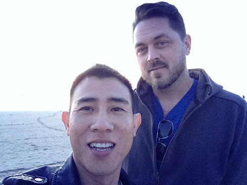 Quang Huy biết mình là người đồng tính từ khi còn nhỏ, anh chia sẻ rất cởi mở về chuyện sống thật với giới tính của mình.