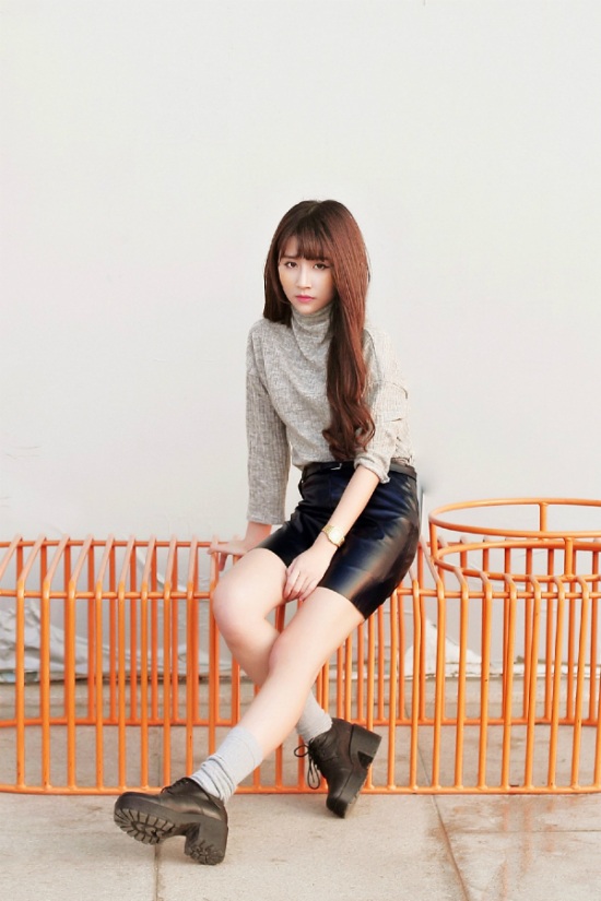 Quỳnh Anh Shyn: Từ nữ sinh trong sáng đến tiểu thư kiêu kỳ quyến rũ - 6 Từ phong cách công sở tới cá tính, kẹo ngọt...