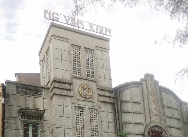Rạp hát Nguyễn Văn Kiển, tài sản có liên quan đến việc Phó Cục trưởng thi hành án bị tố sai phạm.
