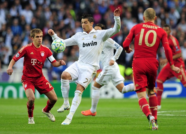 Real Madrid đối đầu Bayern Munich: Cuộc chiến giàu cảm xúc và thù hận - 2
Ở bán kết Champions League 2012, Real Madrid thua Bayern Munich sau loạt đá luân lưu định mệnh