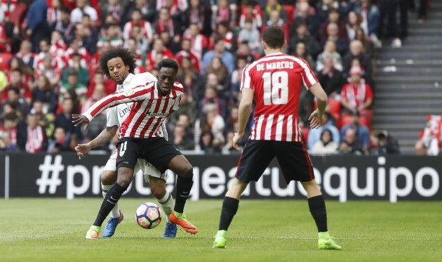 Hạ gục Bilbao, Real Madrid xây chắc ngôi đầu bảng La Liga - 3
Real Madrid phải rất vất vả mới giành được 3 điểm tại San Mames