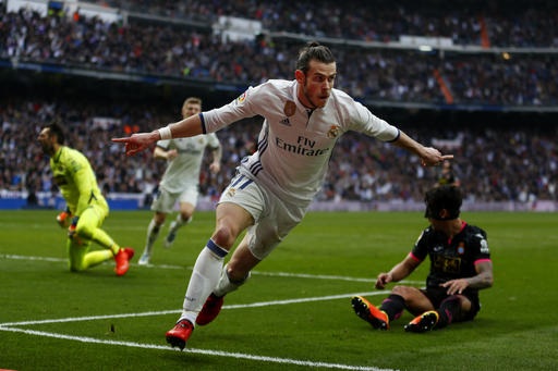Real Madrid phá kỷ lục sau chiến thắng trước Espanyol - 1 Real Madrid ghi bàn trong 42 trận đấu liên tiếp