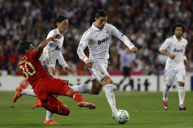 Tứ kết lượt đi Champions League: Cuộc chiến sống còn - 1
Bayern Munich và Real Madrid có quá nhiều duyên nợ trong quá khứ