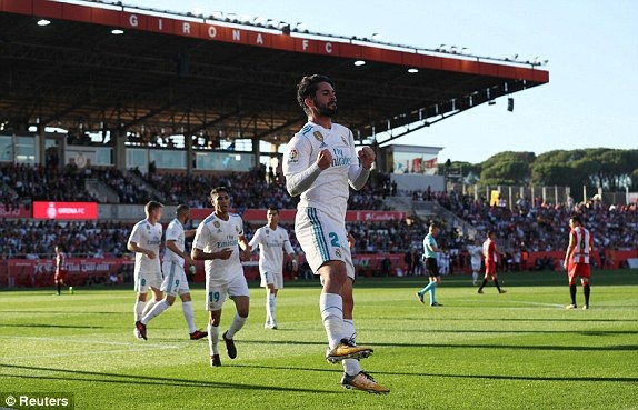 Real Madrid thất bại cay đắng trước đối thủ xứ Catalonia - 2
Isco mở tỷ số cho Real Madrid từ khá sớm