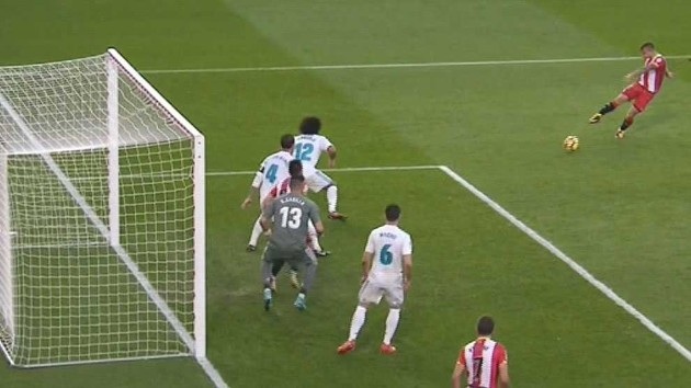 Real Madrid thất bại cay đắng trước đối thủ xứ Catalonia - 4
Real Madrid thất bại ê chề trong chuyến làm khách đến xứ Catalonia