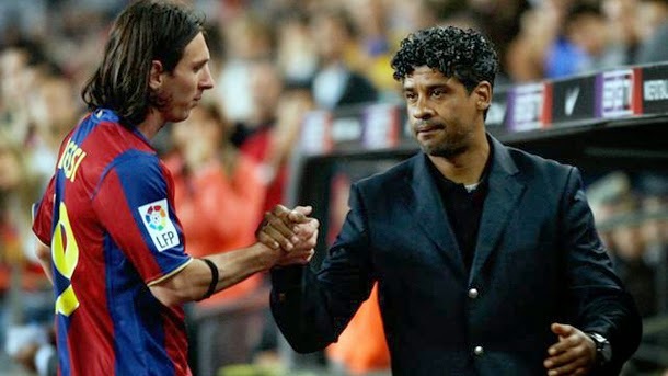 Rijkaard trong khoảng thời gian dẫn dắt Barcelona đến ngôi vô địch Champions League năm 2006