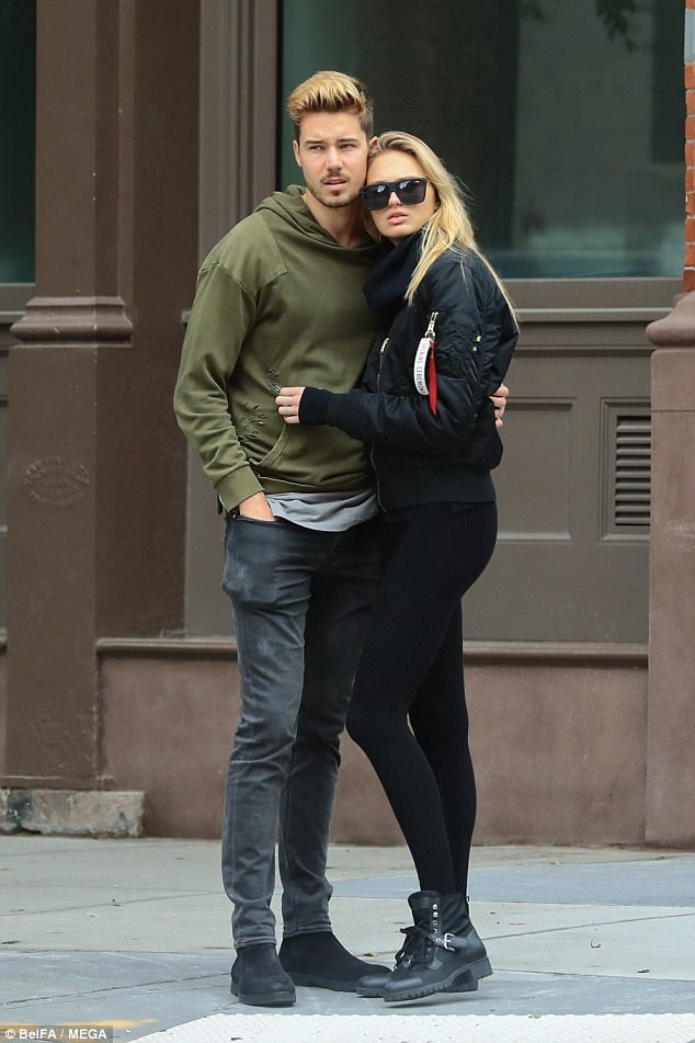 
Anh chàng điển trai Laurens van Leeuwen và siêu mẫu đồng hương hẹn hò từ năm 2009
