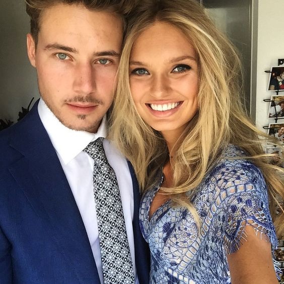 
Romee Strijd khởi nghiệp người mẫu từ năm 2011 và từng là gương mặt quảng cáo của for Carolina Herrera, Alexander McQueen, Donna Karan, Stradivarius, Giuseppe Zanotti, H&M...
