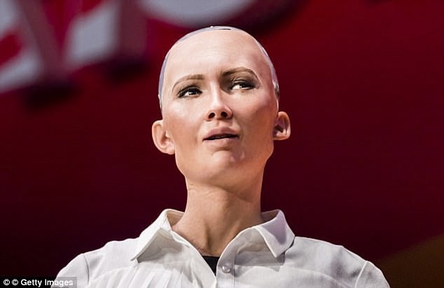 Không Dừng Ở Quyền Công Dân, Robot Sophia Còn Muốn Lấy Chồng, Có Con | Báo  Dân Trí