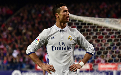 Đội hình xuất sắc nhất năm 2016 của UEFA - 4 C.Ronaldo không có đối thủ trong năm 2016