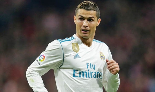 Đề cử đội hình xuất sắc nhất của UEFA: Kỷ lục của C.Ronaldo - 1 C.Ronaldo lập kỷ lục khi có 14 lần lọt vào đề cử đội hình xuất sắc nhất UEFA