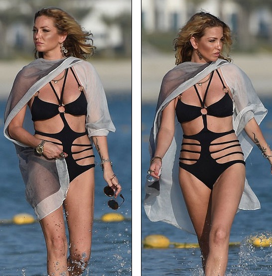 Sarah Harding khoe dáng nảy lửa trên biển - 7
Người đẹp tóc vàng đang rao bán nhà và tiết lộ với fans là cô có kế hoạch thu âm album solo tại Mỹ.