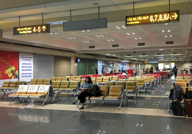 Nhân viên vệ sinh sân bay “cầm nhầm” máy tính của khách - 1 Khu vực cách ly - ga đi quốc nội, sân bay Nội Bài