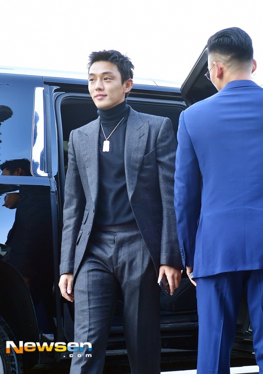 Dàn sao "đổ bộ" tới khách sạn dự đám cưới Song Hye Kyo và Song Joong Ki - 20
Yoo Ah In