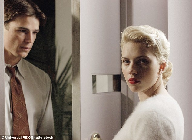 Scarlett Johansson đệ đơn ly dị chồng và đòi quyền nuôi con - 5
Josh Hartnett và Scarlett từng hò hẹn thời gian ngắn khi cùng hợp tác trong bộ phim The Black Dahlia.