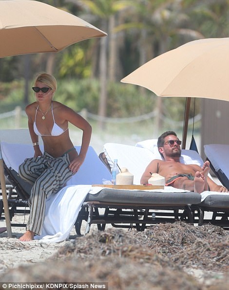 "Tay chơi" Scott Disick chính thức hò hẹn với con gái của Lionel Richie - 7 "Tay chơi" Scott Disick chính thức hò hẹn với con gái của Lionel Richie - 7