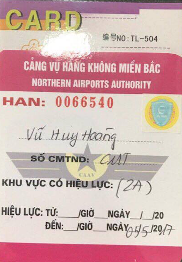 Ông Vũ Huy Hoàng vào khu cách ly sân bay: Bộ Công Thương xét kỷ luật cán bộ - 2
Thẻ an ninh được cấp cho ông Vũ Huy Hoàng