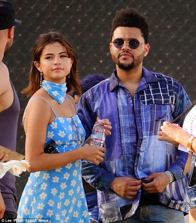 Selena Gomez liên tục hôn bạn trai mới khi đi xem ca nhạc - 6
Selena Gomez từ chối chia sẻ về chuyện tình cảm của mình với báo giới