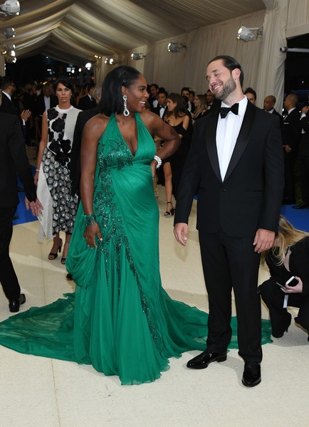 Serena Williams bế bụng bầu dự tiệc - 8
Cặp đôi đều là những người kín tiếng về đời tư