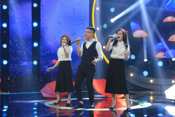 Cô gái gốc Malaysia cover hit đình đám của Mỹ Tâm “gấy sốt” - 3 SIG cũng nhận “cơn mưa” lời khen khi cover hit Lưu Hương Giang, “Đừng ngoảnh lại” theo phong cách Jazz.