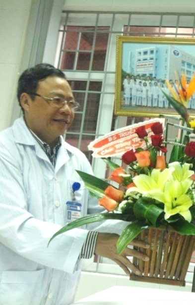 Vụ "bôi nhọ" Bộ trưởng trên facebook: Sở Y tế tỉnh xin lỗi bác sĩ Hoàng Công Truyện - 1 BS Hoàng Công Truyện đã được các cơ quan xin lỗi