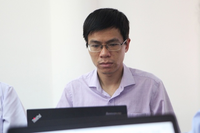 Giải thưởng Nhân tài Đất Việt: Đi tìm các gương mặt xuất sắc vào vòng chung khảo - 15
PGS. TS Ngô Hồng Sơn - Viện trưởng Viện CNTT - Đại học Bách khoa Hà Nội.