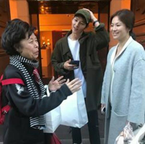 Song Hye Kyo và Song Joong Ki đi nghỉ tiền trăng mật tại Paris - 3 Song Hye Kyo và Song Joong Ki đi nghỉ tiền trăng mật tại Paris - 3
