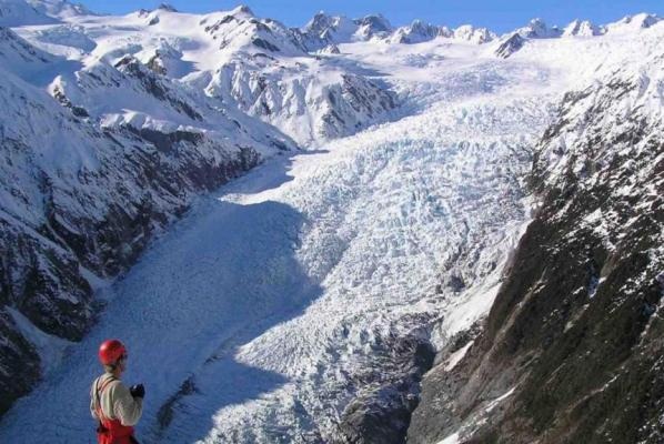 Kỷ băng hà đang phát triển ở New Zealand - 1
Ở mức độ toàn cầu, các sông băng đã dần thu nhỏ trong nhiều thập kỷ. Tuy nhiên, từ năm 1983 đến 2008, ít nhất 58 sông băng ở New Zealand đã tăng trưởng kích thước.