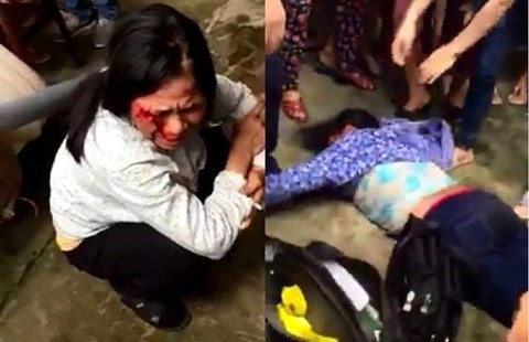 Hai phụ nữ bán tăm bị hành hung, quay clip tung lên mạng xã hội.