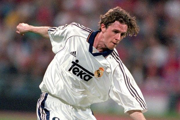 Sau khi không thể đạt thỏa thuận gia hạn hợp đồng với Liverpool, Steve McManaman đã chuyển sang khoác áo Real Madrid theo dạng chuyển nhượng tự do. Cầu thủ người Anh tới Bernabeu trong sự nghi ngờ nhưng sau đó, anh đã gặt hái được thành công rực rỡ. Trong 4 mùa giải ở Real Madrid, Steve McManaman đã ra sân 152 lần, ghi 14 bàn. Anh đã cùng CLB giành 2 chức vô địch La Liga, 2 Champions League, 1 siêu cúp châu Âu.
