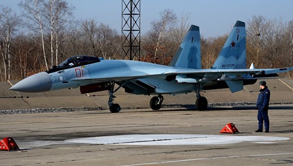 "Chim sắt" Su-35 trình diễn gây sửng sốt tại triển lãm hàng không Nga - 1
Máy bay chiến đấu Su-35 (Ảnh: Cyplive)