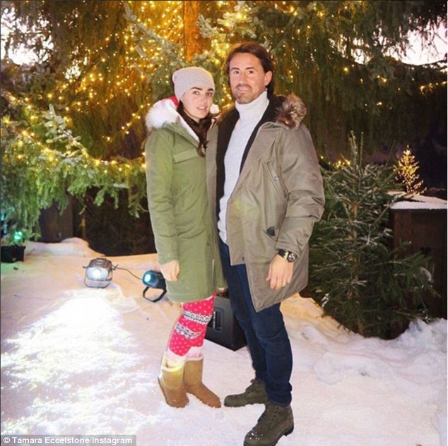 
Tamara Ecclestone cùng chồng con thường xuyên đi khắp thế giới bằng máy bay riêng
