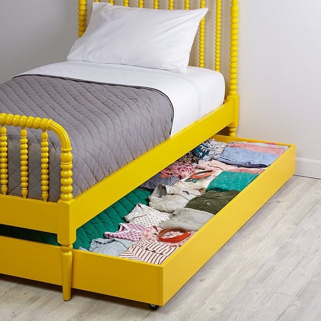 6 ý tưởng cất giữ đồ thông minh dưới gầm giường của bé - 1 6 ý tưởng cất giữ đồ thông minh dưới gầm giường của bé - 1