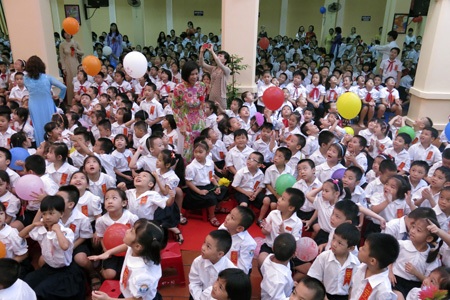 Hà Nội: Học phí các trường công lập tăng gần 40% - 1 Năm học 2017-2018, các trương công lập trên địa bàn TP Hà Nội tăng học phí lên gần 40%