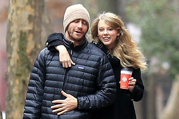 Taylor Swift đưa bạn trai mới về thăm gia đình - 6
Taylor Swift cũng từng có mối quan hệ ngắn ngủi với nam diễn viên phim Dòng cát thời gian Jake Gyllenhaal