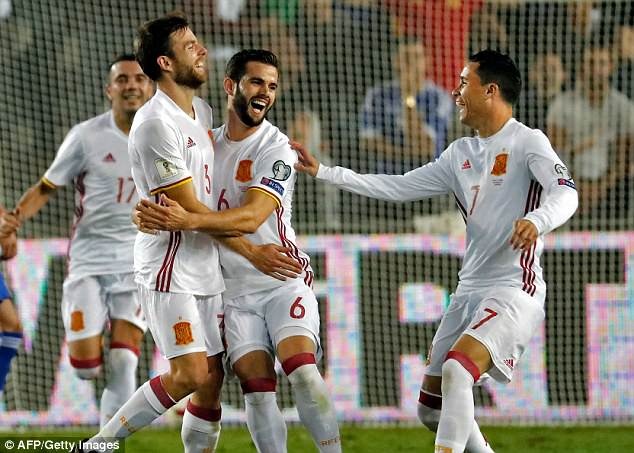 Tây Ban Nha và Italia chiến thắng ở lượt cuối vòng loại World Cup 2018 - 12
Illaramendi ghi bàn duy nhất của trận đấu, mang về chiến thắng 1-0 cho Tây Ban Nha trước Israel