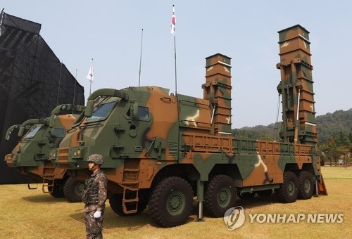 Hàn Quốc lần đầu “khoe” tên lửa tầm bắn 800 km - 4 Tên lửa đạn đạo Huynmoo-2 (Ảnh: Yonhap)