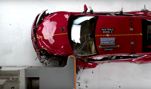 Tesla Model S không được xếp hạng an toàn cao nhất - 1 Tesla Model S không được xếp hạng an toàn cao nhất - 1
