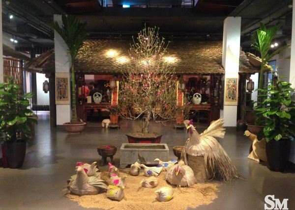 “Sống” lại với phong vị Tết xưa tại những di sản nổi tiếng của Hà Nội - 2 Tái hiện không gian Tết xưa tại 50 Đào Duy Từ. Ảnh: SM.
